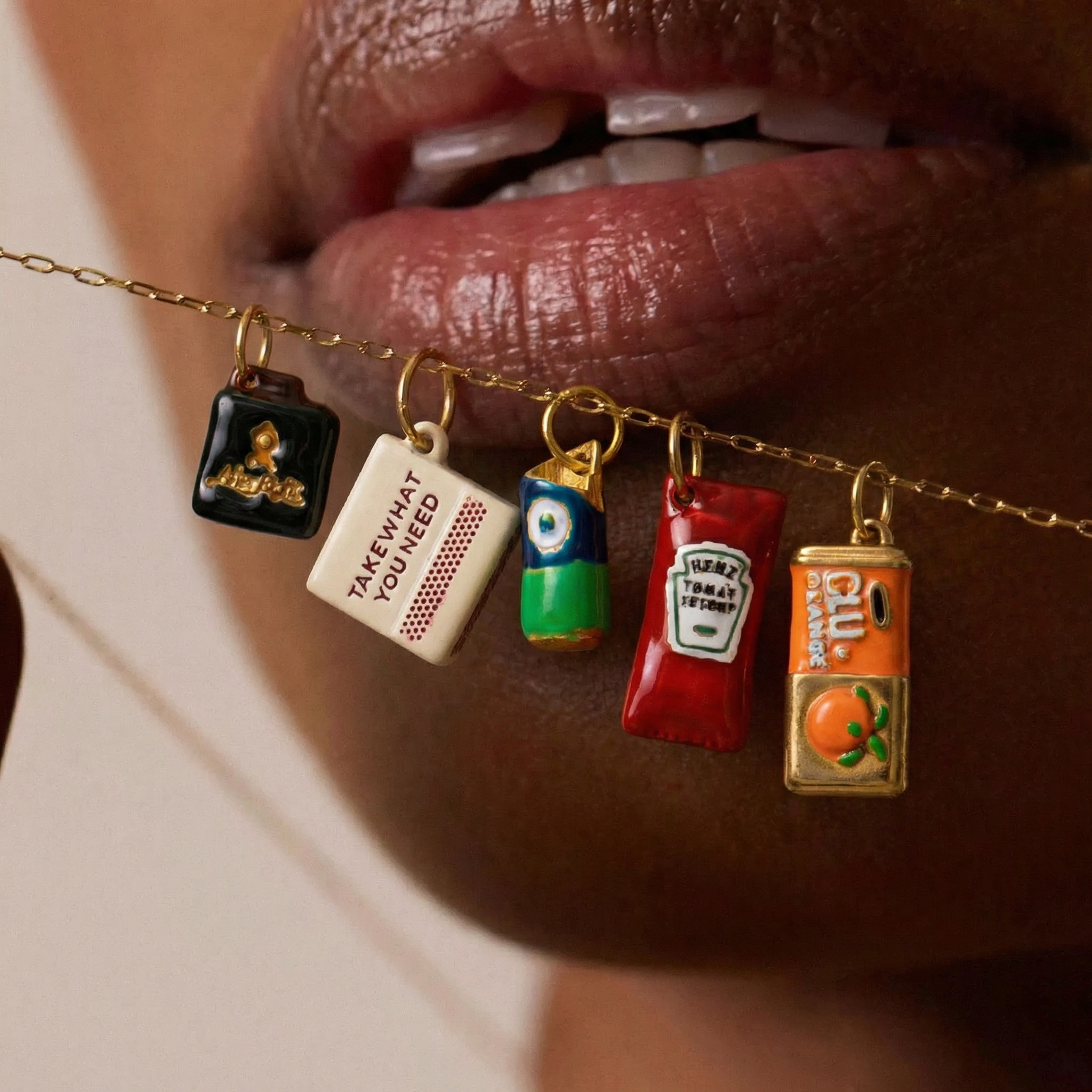 Letter Pendant In 27x23mm Size, 304 Stainless Steel With 18K Gold Plated PVD Coating And 0.03µm Thickness, 1 Piece