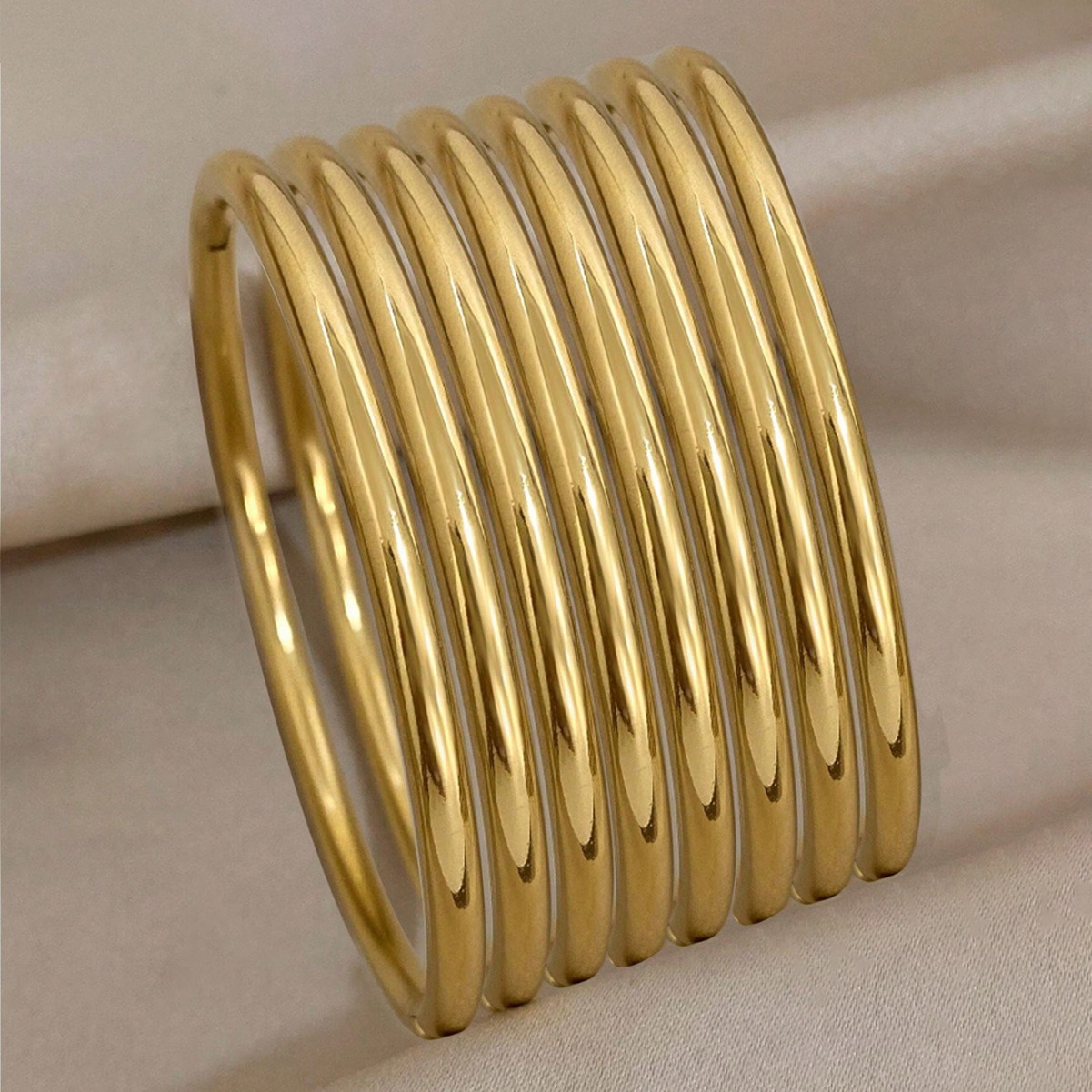 For Waterproof Non Tarnish Plain Bracelet Crafted From Titanium Steel With 18K Real Gold Electroplated Bangle, 1 Piece