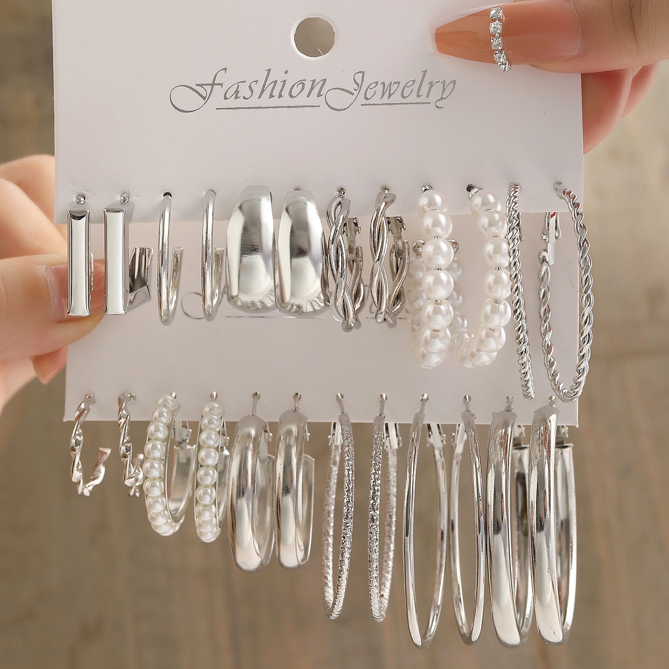 For Women Silver Circle Hoop Earrings Set Featuring Electroplated Finish And Artificial Pearl Inlay