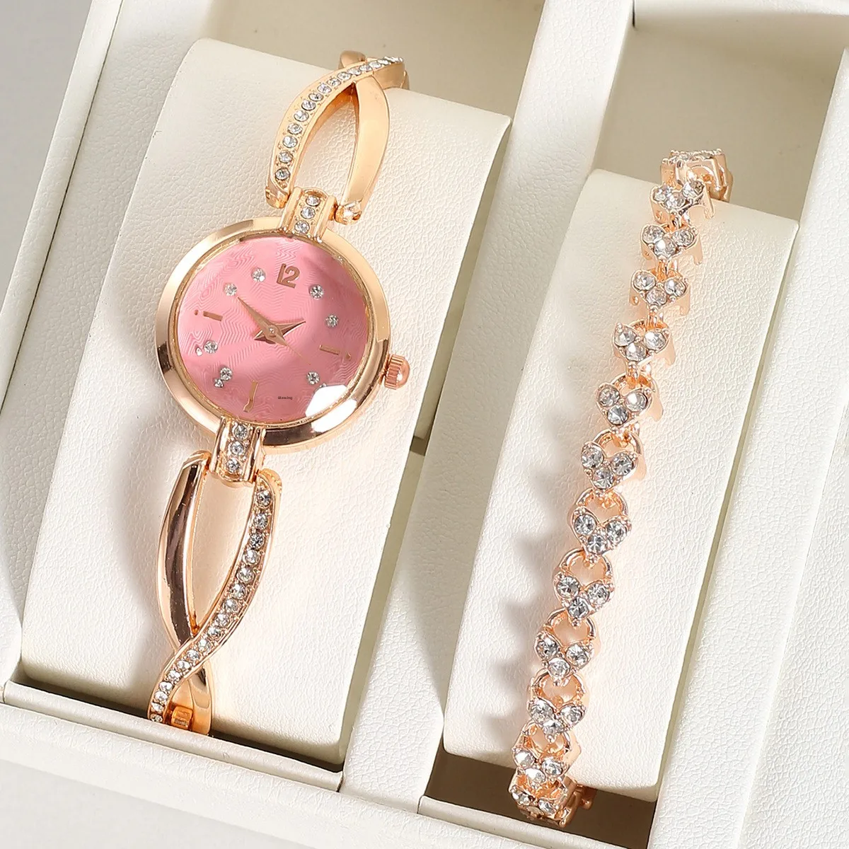 Diamond-encrusted Women's Watch Set Factory Direct Mini Dial Bracelet Set Quartz Movement Alloy Strap Jewelry Clasp