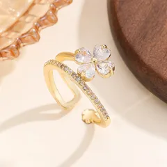 Lucky Heart Elegant Women’s Ring In Gold Alloy With Electroplated Finish And Zircon Inlay