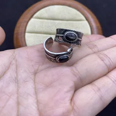 Unisex Vintage Style Oval Open Ring Featuring Natural Stone Cat's Eye Stone With Electroplated Gold Plating 3