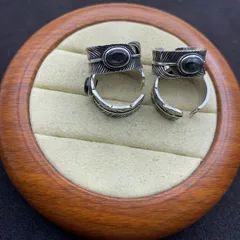 Unisex Vintage Style Oval Open Ring Featuring Natural Stone Cat's Eye Stone With Electroplated Gold Plating 4